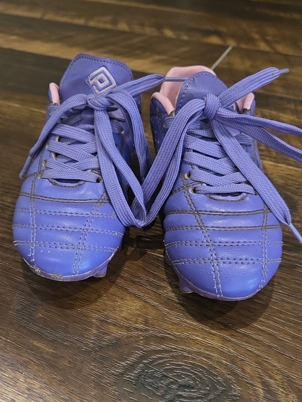 Dream Pairs Little Girl Soccer Cleats - Picture 2 of 6